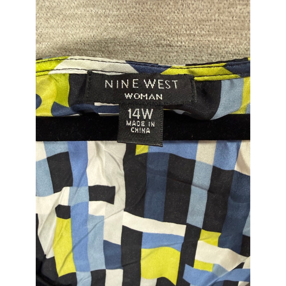 Nine West Woman 14W 100% Silk Geometric Jeweled Babydoll Top - Picture 4 of 9